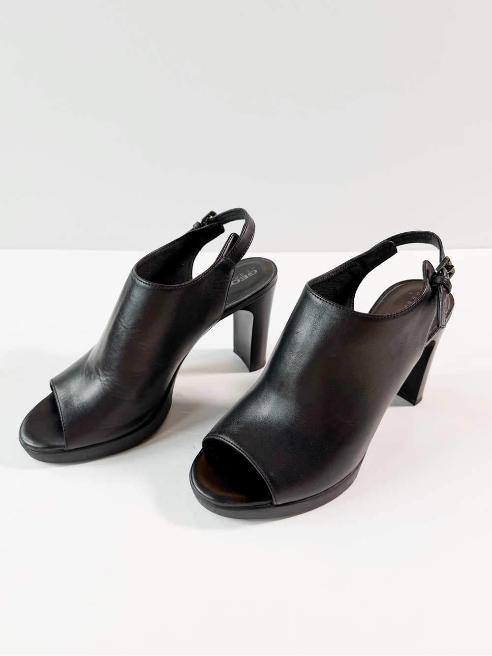 Geox Respira Woman Black Leather Open Toe Chunky Heel Sandal EU39 Classic Comfy